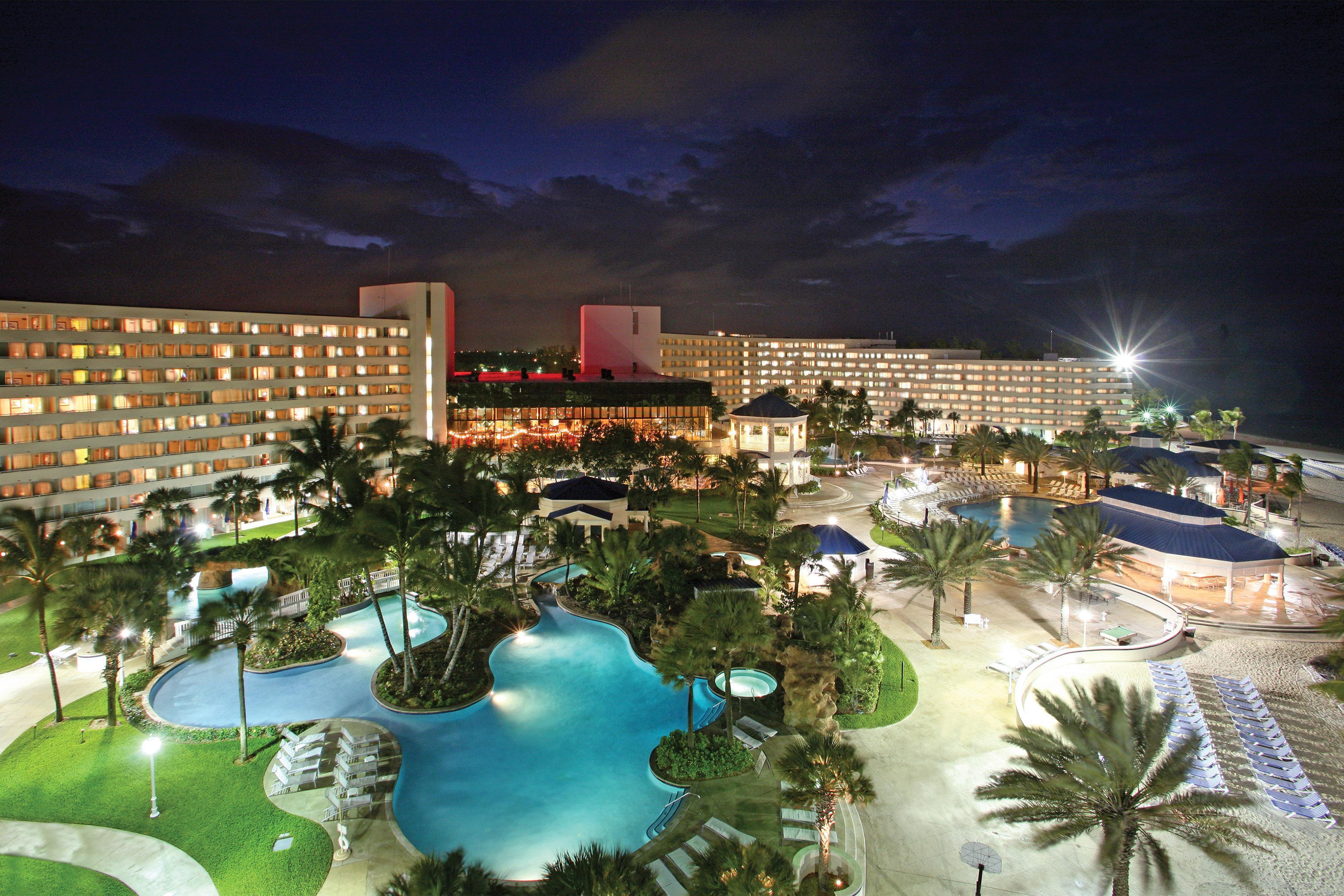 Melia Nassau Beach Екстер'єр фото